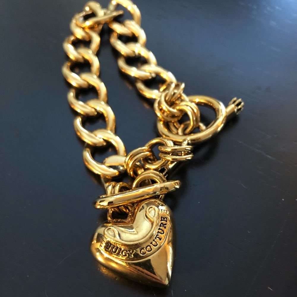 JUICY COUTURE GOLD CHARM BRACELET 💖